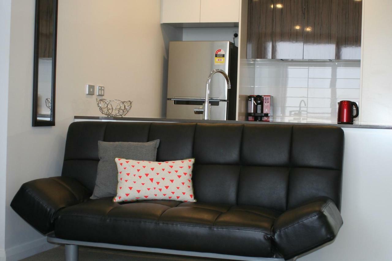 Governor Luxe 1 Bedroom Apartment In The Heart Of Barton Wifi Gym Wine Secure Parking Canberra Kingston Екстериор снимка