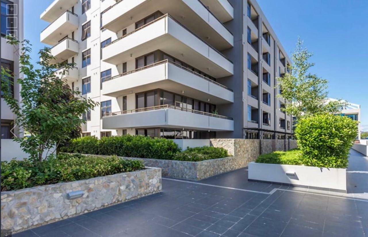 Governor Luxe 1 Bedroom Apartment In The Heart Of Barton Wifi Gym Wine Secure Parking Canberra Kingston Екстериор снимка